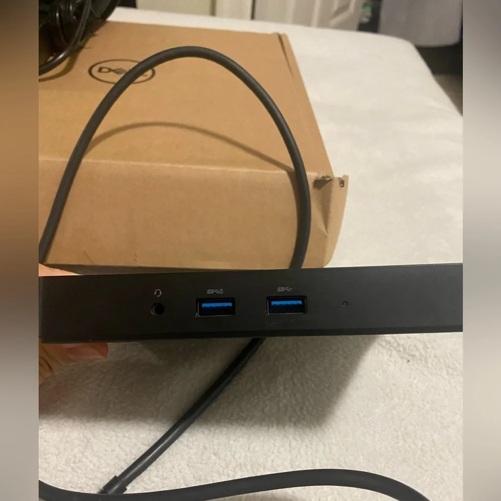 Dell docking station WD15 with everything!